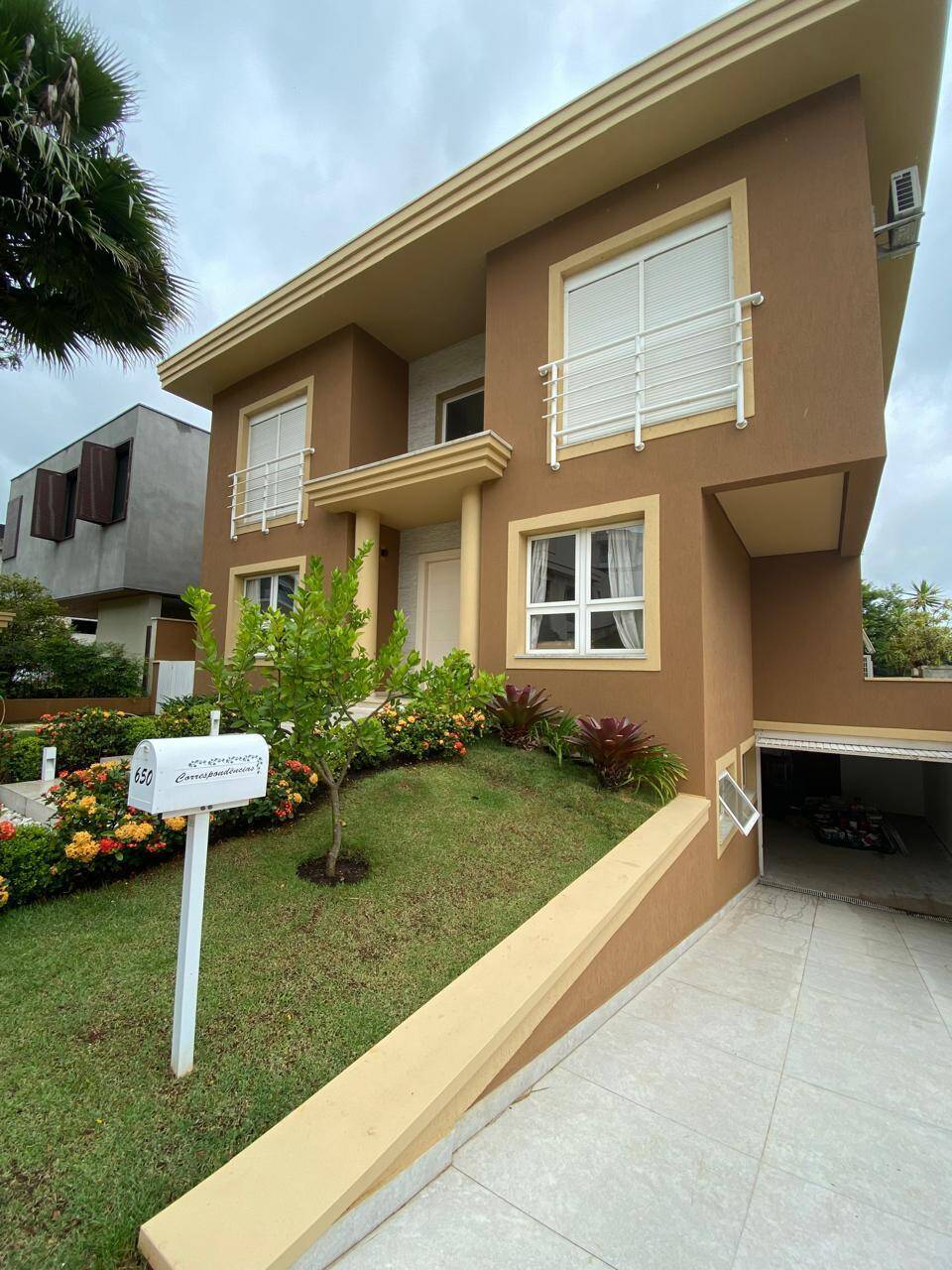 #907 - Casa em condomínio para Venda em Santana de Parnaíba - SP