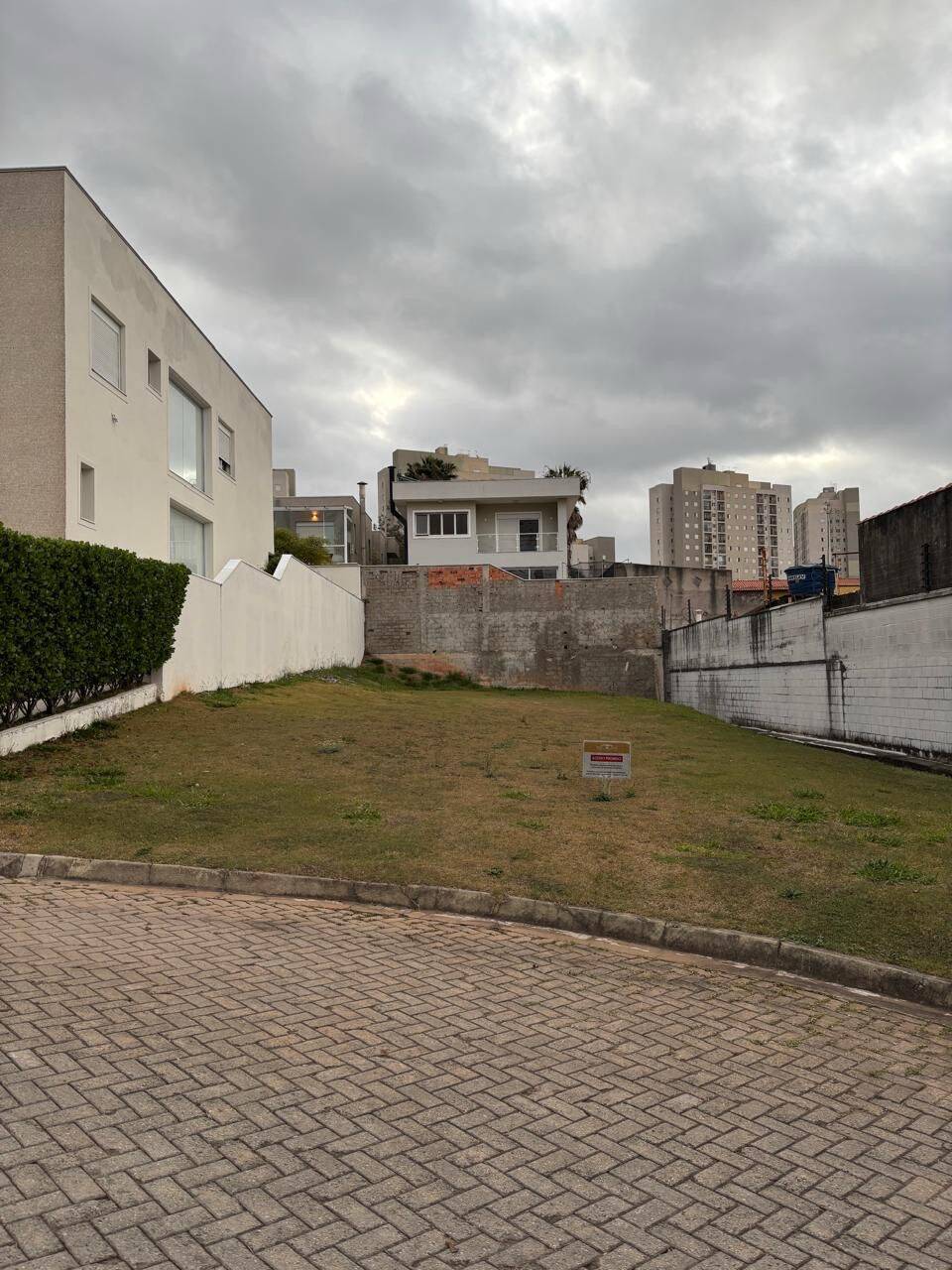 #933 - Terreno em condomínio para Venda em Osasco - SP