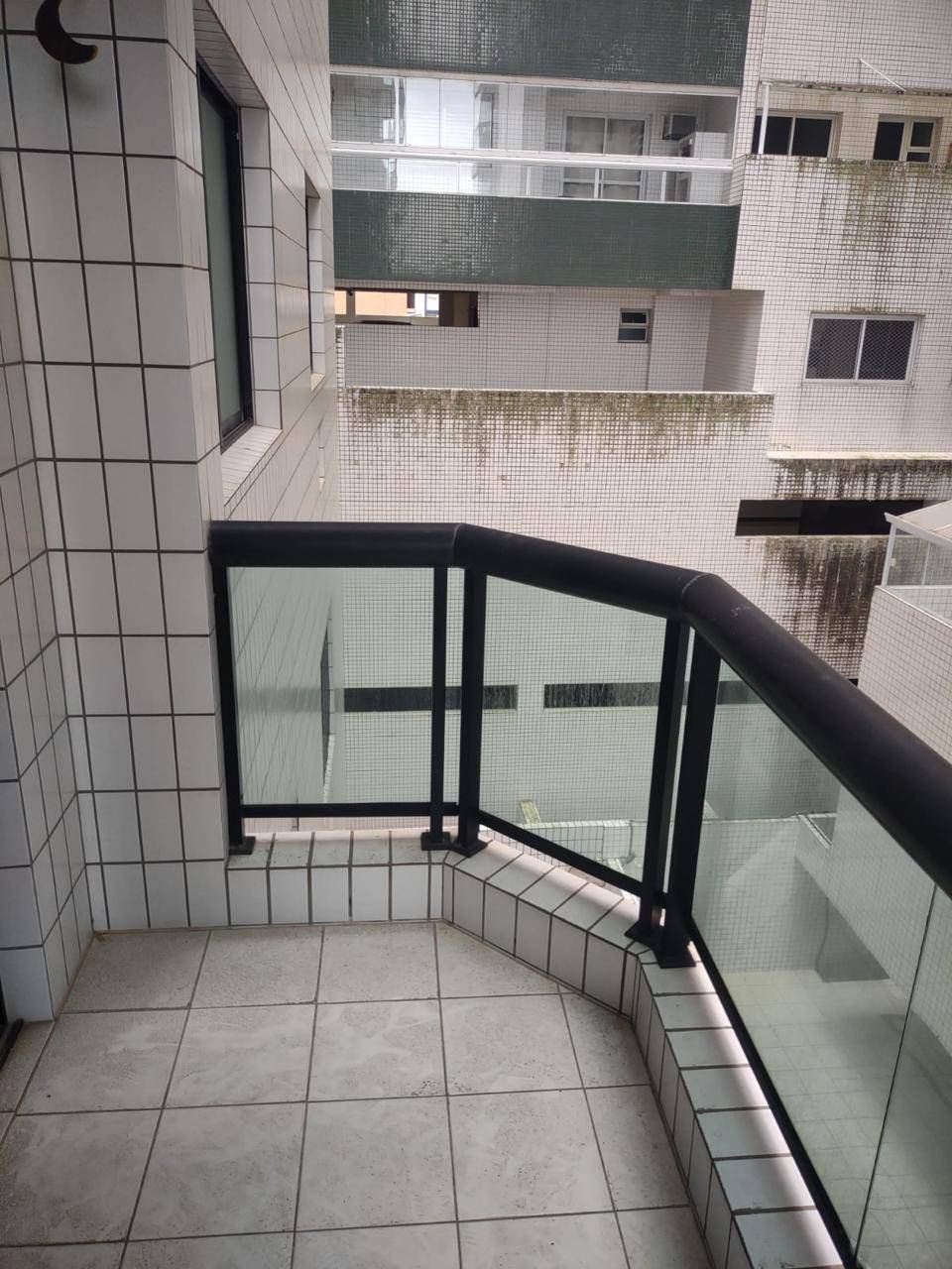 #986 - Apartamento para Venda em Praia Grande - SP