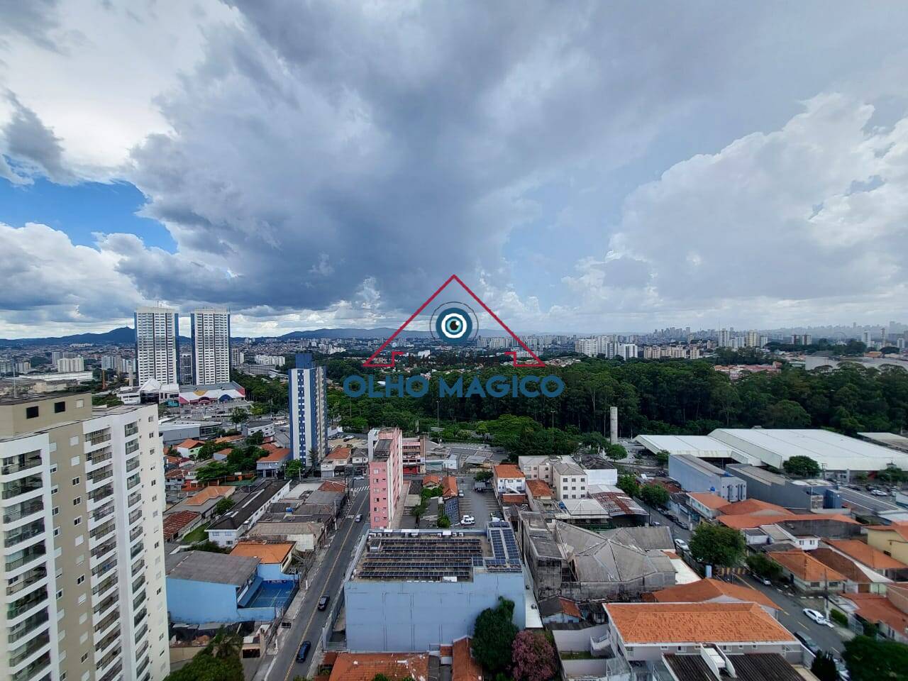 Apartamento Condomínio Point - 2 Dormitórios sendo 1 Suíte - 2 vagas