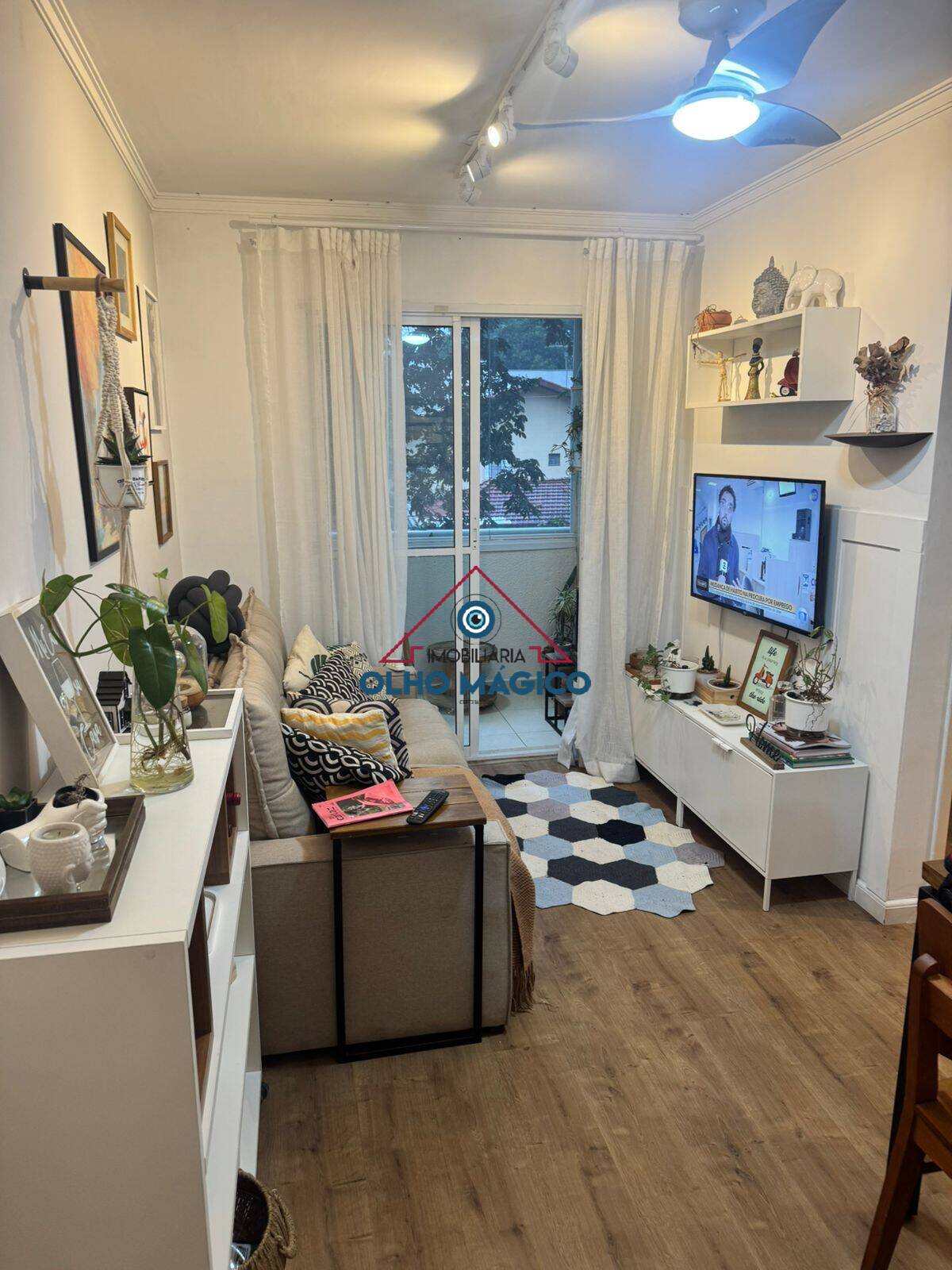Apartamento com 2 quartos e vaga livre em Presidente Altino - 52 m²